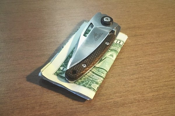 photo of small pocket knife used as a money clip